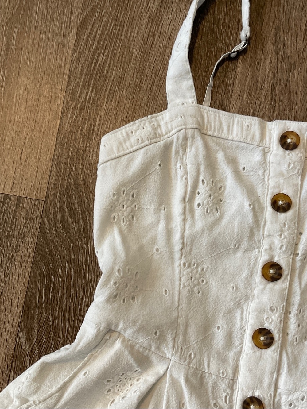 Hollister White Eyelet Button Romper - Picture 4 of 7